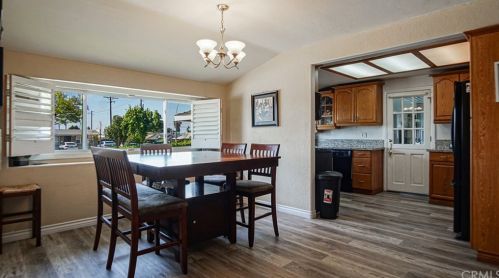 1544 6th St, Ontario, CA 91762-1000