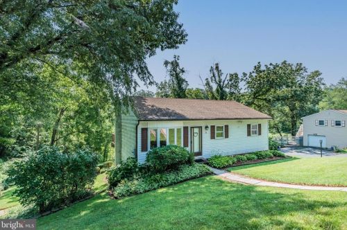 20 Black Walnut Dr, Etters, PA 17319-9736