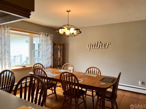 966 Old Bridge Tpke, East Brunswick NJ  08816-3848 exterior