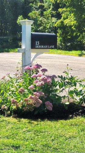13 Deborah Ln, Farmington, CT 06032-3030