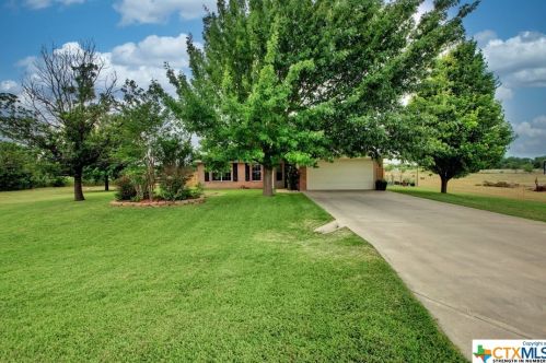 124 Prairie Ln, Salado, TX 76571-5580