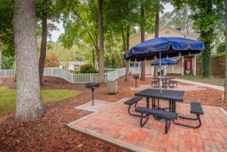1141 Crab Orchard Dr, Raleigh NC  27606-3507 exterior