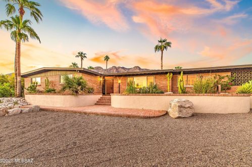 6211 Camino De Santa Valera, Tucson, AZ 85718-3724