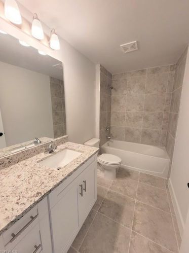 2509 Sunniland Blvd, Lehigh Acres FL 33971-5254 exterior