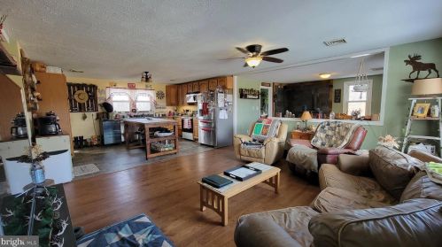 518 Cranes Gap Rd, Carlisle PA  17013-9602 exterior