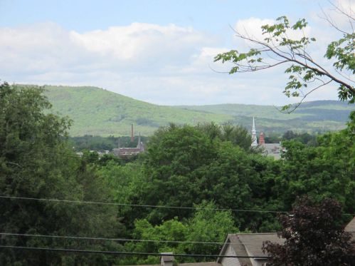 366 Roxbury St, Keene NH  03431-3876 exterior