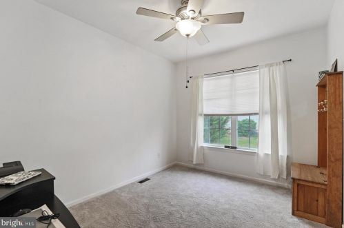 240 Wycombe Dr, Dover DE  19904-3857 exterior