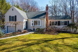 120 Coleman Ave, Chatham Township, NJ 07928-2615