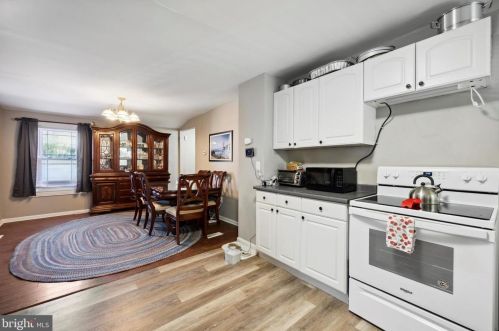 1039 Queen St, Pottstown PA  19464-5827 exterior