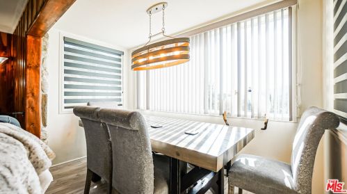 40321 Calle Rosalito, Santa Clarita CA  91390-1088 exterior