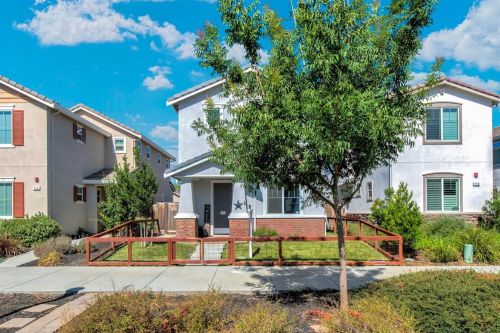 716 Main St, Winters CA  95694-1689 exterior