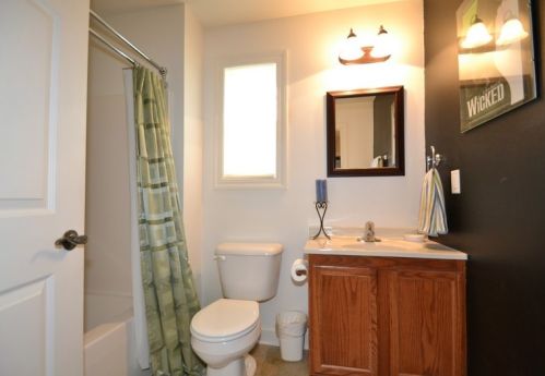 2660 Hidden Dr, Milwaukee WI 53221-3241 exterior