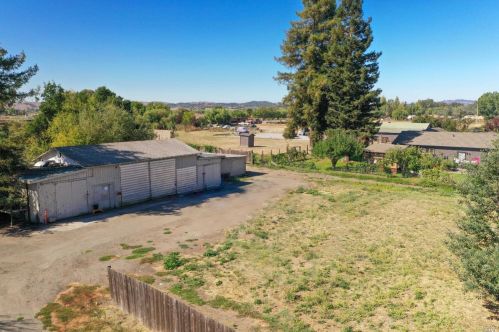 304 Millbrae Ave, Santa Rosa, CA 95407-8378