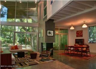 2077 Ravinia Ave, Louisville, KY 40205-2135
