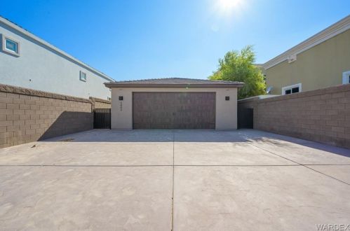 3003 Camino Del Rio, Bullhead City, AZ 86442-7885