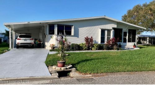 940 Periwinkle Cir, Sebastian, FL 32976-7679
