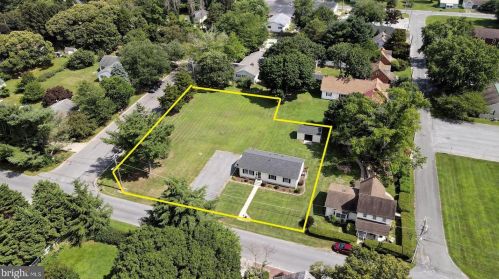 116 Bay Ave, Milton, DE 19968-1257
