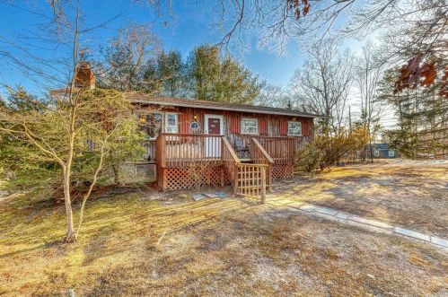 14 Northview Trl, Panamoka, NY 11961-1807
