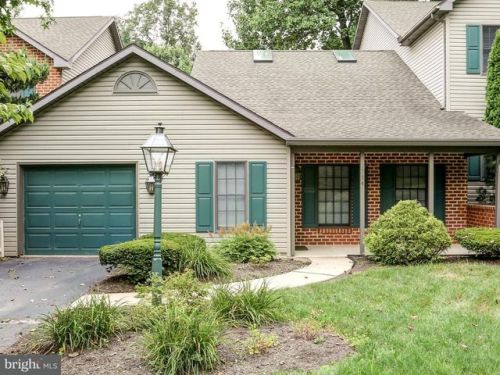 714 Appenzell Dr, Hummelstown, PA 17036-9758
