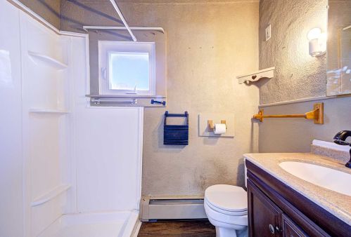 78 Old Glenham Rd, Fishkill NY  12524-3104 exterior