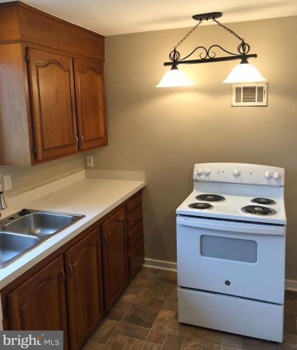 4007 Gettysburg Rd, Camp Hill, PA 17011-6708