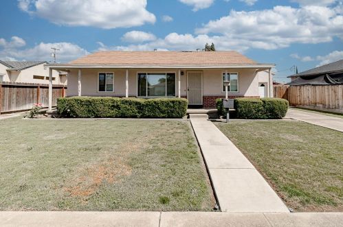 609 Dot Way, Manteca CA  95336-5808 exterior