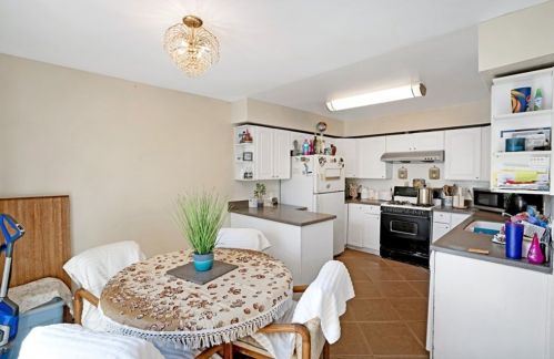 1330 Elderberry Ave, Ontario CA  91762-1019 exterior