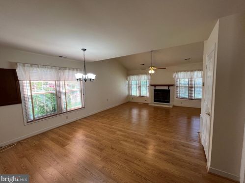 11485 Charleston Ct, Fredericksburg VA  22407-9101 exterior