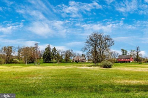 309 Williams Cir, Collegeville PA  19473-2344 exterior