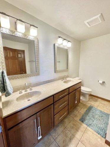 401 Sweetflag Ave, Fond Du Lac WI  54935-1875 exterior