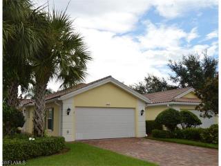 28163 Islet Trl, Bonita Springs FL  34135-8508 exterior