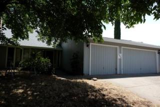 1403 Hickory St, Roseville, CA 95678-2033