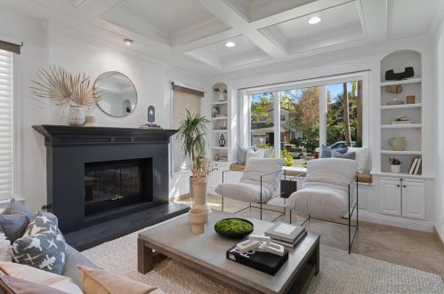 4710 Plummer Ct, San Diego CA  92130-1338 exterior