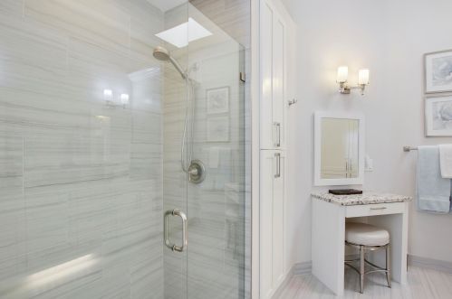 966 Bear Island Cir, West Palm Beach FL  33409-2062 exterior