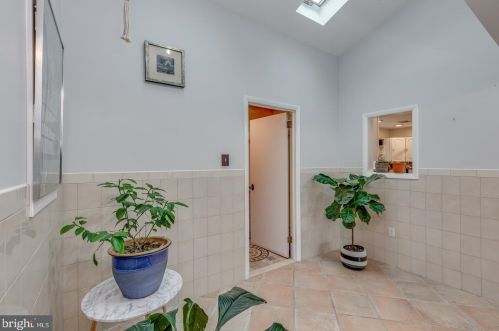 200 Park Dr, Camden NJ  08108-2236 exterior