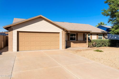 4736 Bluefield Ave, Glendale, AZ 85308-1449