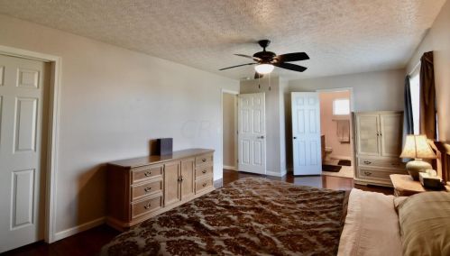 5902 Platinum Dr, Darbydale OH  43123-8388 exterior