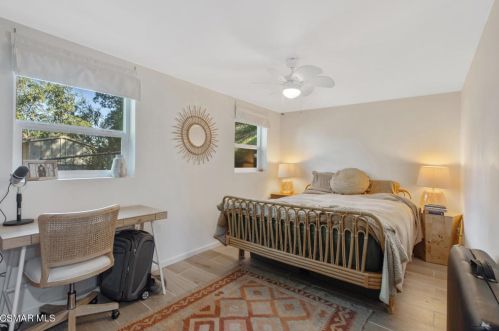 1268 Black Canyon Rd, Simi Valley CA 93063-4609 exterior