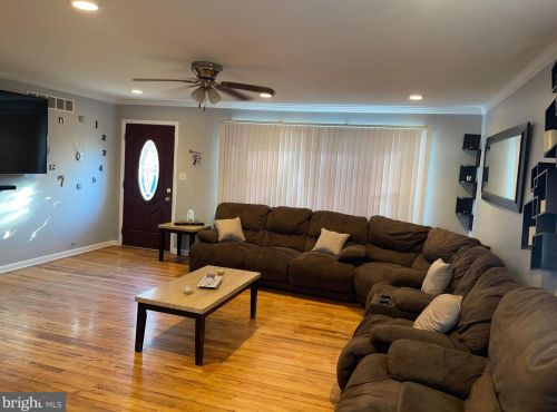 325 Nimitz Rd, Dover, DE 19901-6636