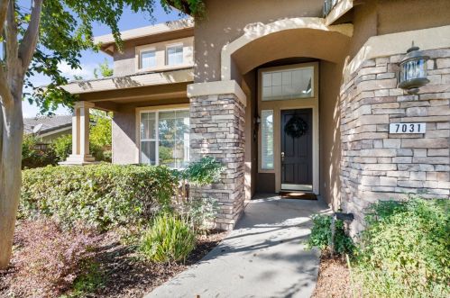 7031 Rosado Dr, Folsom, CA 95762-7649
