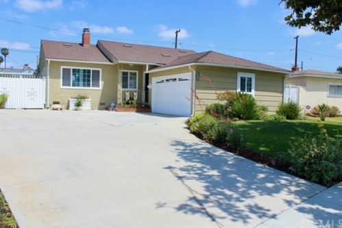 16035 Arcturus Ave, Gardena, CA 90249-4800