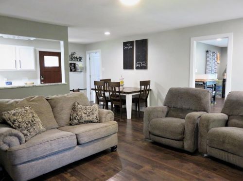 23521 Three Points Dr, Fincastle, TX 75763-4837