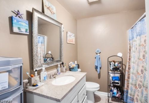 107 River Rd, Nutley NJ  07110-1953 exterior