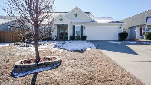 1453 Aultroy Dr, Fayetteville, NC 28306-3561