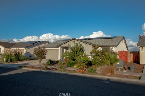 51 Titanio Ct, Oroville, CA 95965-8064