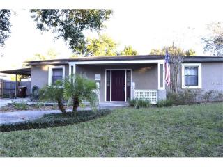 3633 Mockingbird Ln, Orlando, FL 32803-2427