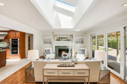 368 Fontainbleau Ter, Los Altos CA  94022-2229 exterior