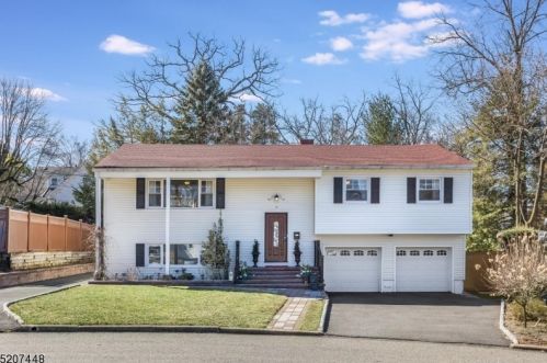 14 Evergreen Ct, Glen Ridge, NJ 07028-1101