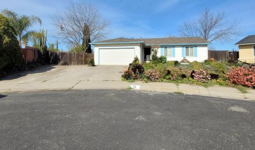 55 Oxford Ct, West Pittsburg, CA 94565-4837