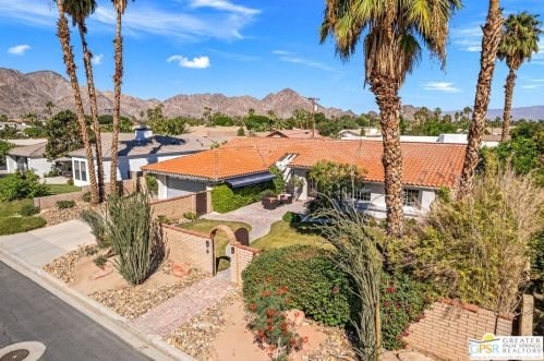 78720 Avenida La Fonda, La Quinta CA  92253-2805 exterior
